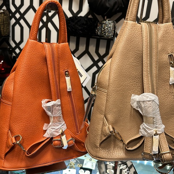 One And Double Strap Backpack material vegan by Metro Muse - Picture 9 of 14